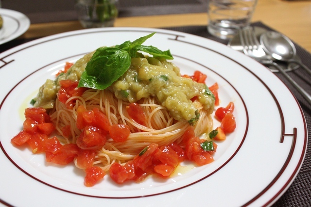 たかシェフのおうちごはん。-茄子とトマトのカペリーニ