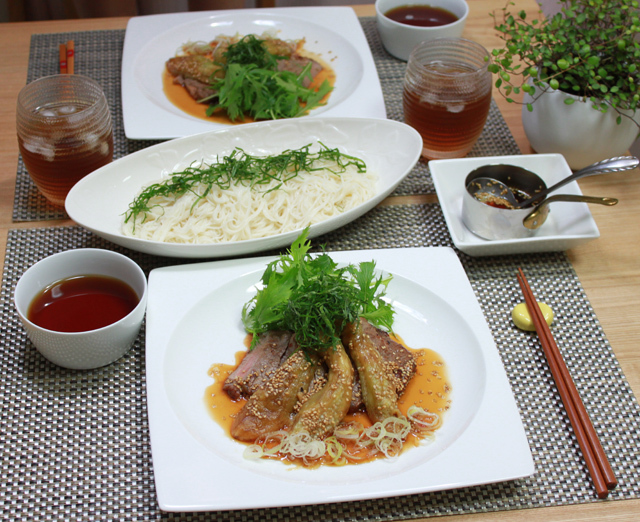 ■ソーメンのおかずは、ステーキと焼き茄子のマリネ