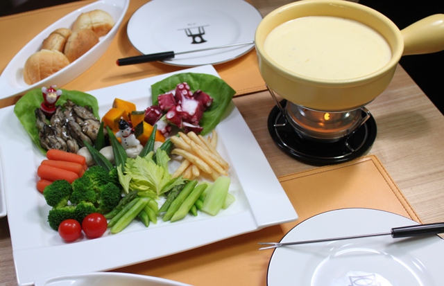 たかシェフのおうちごはん。2-チーズフォンヂュー