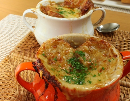 オニオングラタンスープ たかシェフのおうちごはん と 白い犬 と チワワ Powered By ライブドアブログ