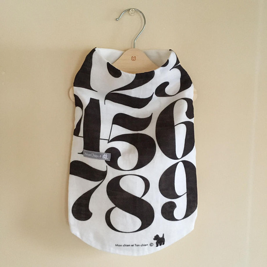 【ご質問のお返事】どこのお洋服？　　本日、発売みたい。