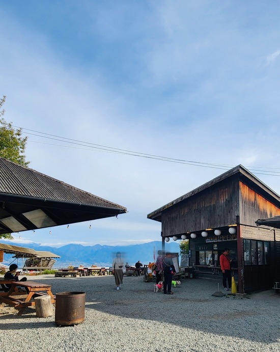 25-11-08-09-44-53-780_deco