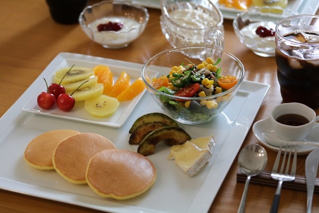 パンケーキで朝ごはん たかシェフのおうちごはん と 白い犬 と チワワ Powered By ライブドアブログ