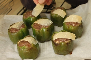 ピーマンの肉詰め たかシェフのおうちごはん と 白い犬 と チワワ Powered By ライブドアブログ