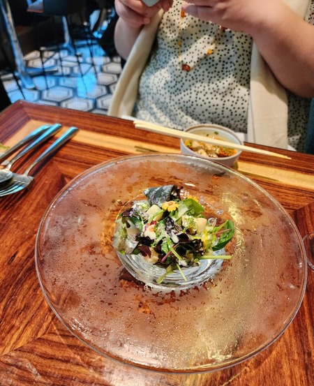 24-06-24-00-09-13-776_deco