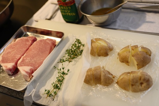 22-10-13-22-28-17-071_deco