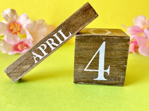 4月