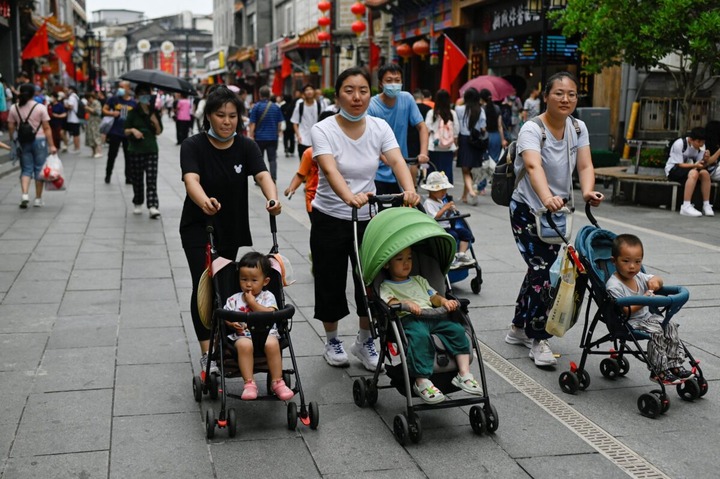 Beijing_babies_mothers-1200x798