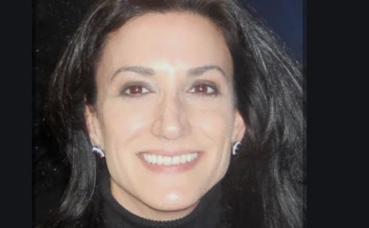 Ex-Pfizer-Employee-Warns-Vaccine-COVID-by-Over-300