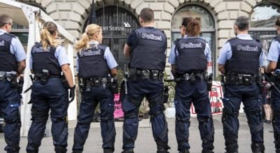 schweizer-polizei-great-reset-work-people-elite-112821