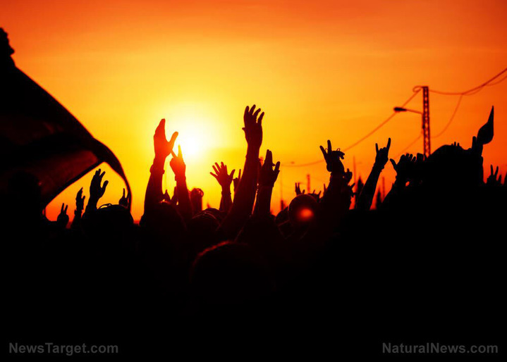 Protest-Crowd-Fight-Social-Revolution-Angry-Movement