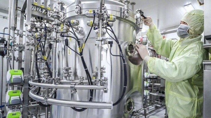 making-vaccines-777x437