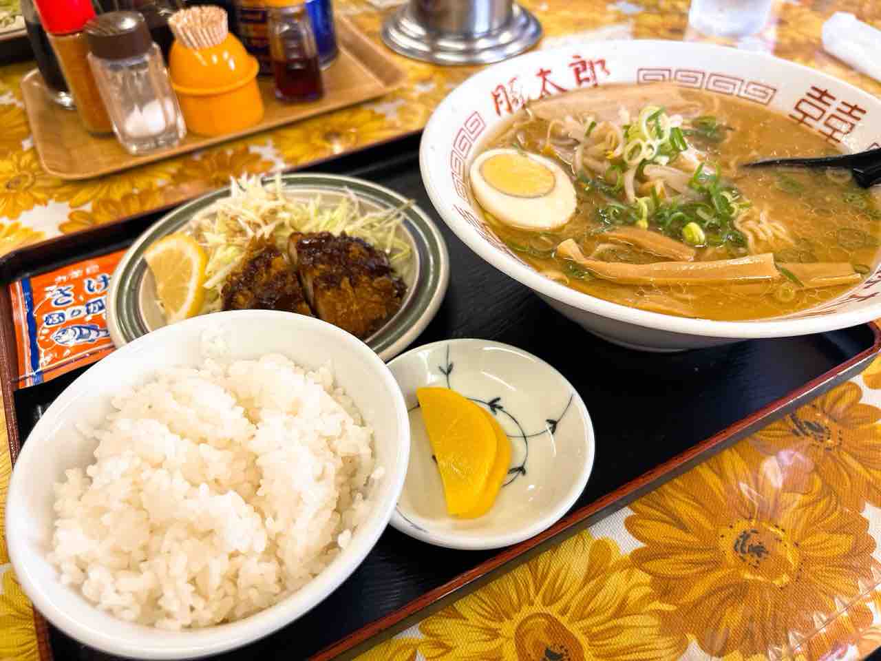 三木町 「豚太郎 三木店」 : たかまつせんいちの食い散らかし日記