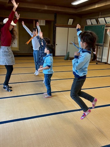 LINE_ALBUM_20251115 リボン+クリスマスリース作り_251122_4