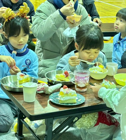 LINE_ALBUM_20251214 クリスマスの集い🎄_251228_2