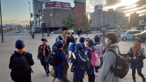 LINE_ALBUM_20251122星空観察（富山市科学博物館）_スタンツ準備（城址公園）_251201_46