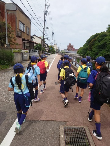 LINE_ALBUM_202469 高岡地区合同ハイキング_240610_32