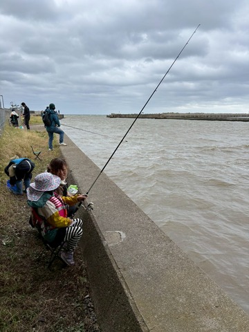 LINE_ALBUM_20251019 釣り集会_251022_16