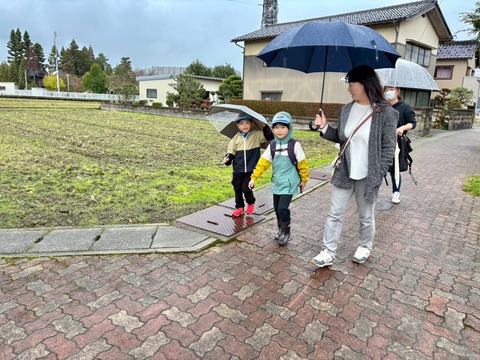 LINE_ALBUM_2025111 電車に乗ってハイキング_251104_10
