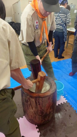 LINE_ALBUM_2026124 新年の集い 餅つき_260125_28