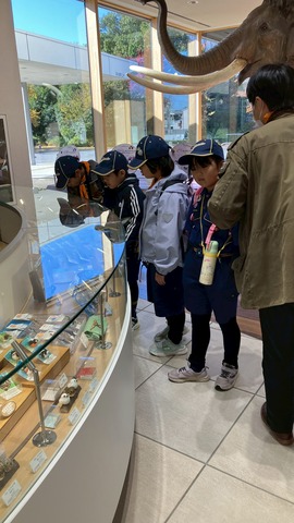 LINE_ALBUM_20251122星空観察（富山市科学博物館）_スタンツ準備（城址公園）_251201_44