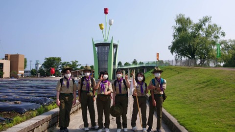 F690EF30-5D1C-4977-9D65-77F162DF2BFC