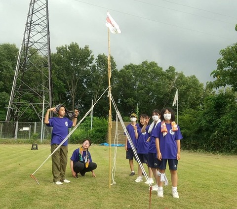 4453E453-F401-4C80-9DC0-47D58AC1B559