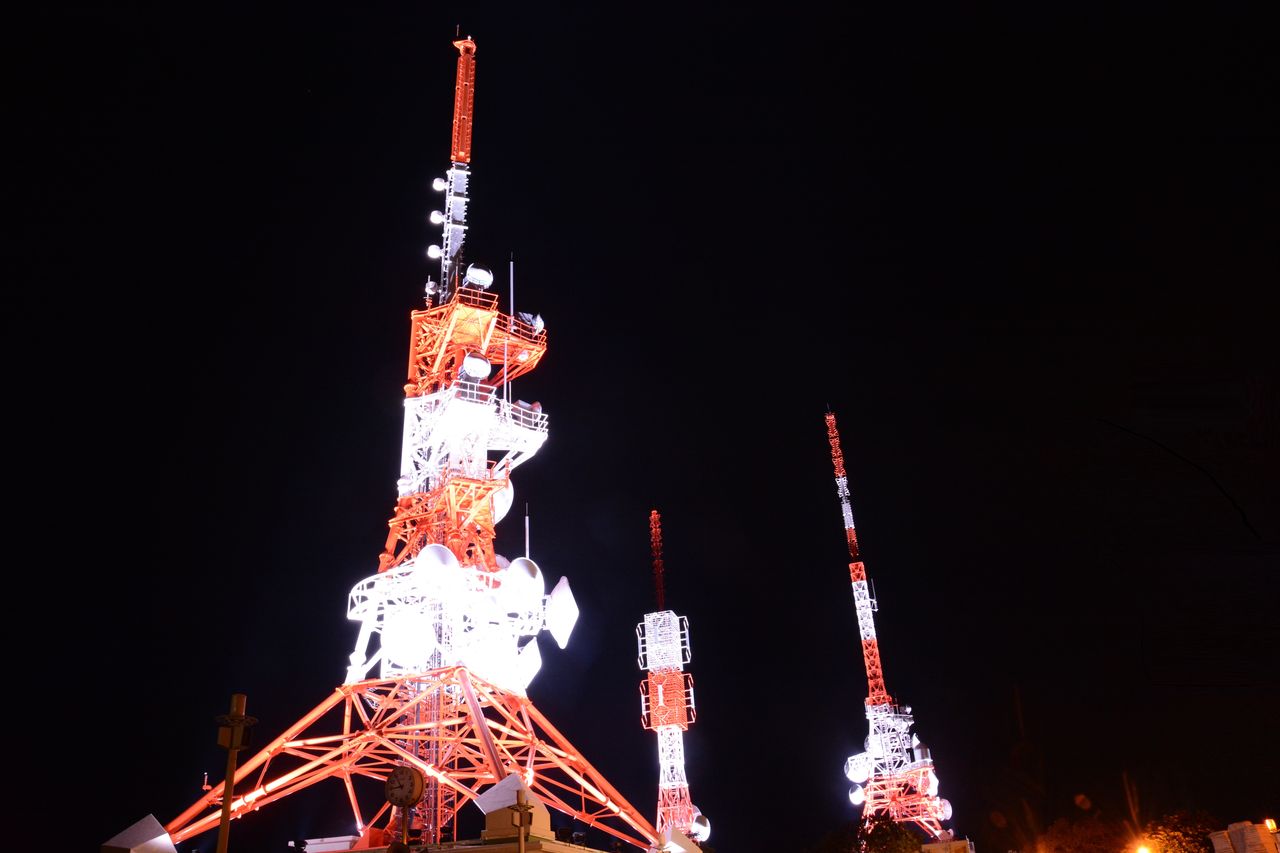 長崎市景観専門監 稲佐山電波塔ライトアップ 夜景をふるさとの風景に 高尾忠志のまちづくりblog ローカルな 景 と 場 をデザインする 長崎市景観専門監 稲佐山電波塔ライトアップ 夜景をふるさとの風景に 高尾忠志のまちづくりblog ローカルな 景 と 場 をデザインする