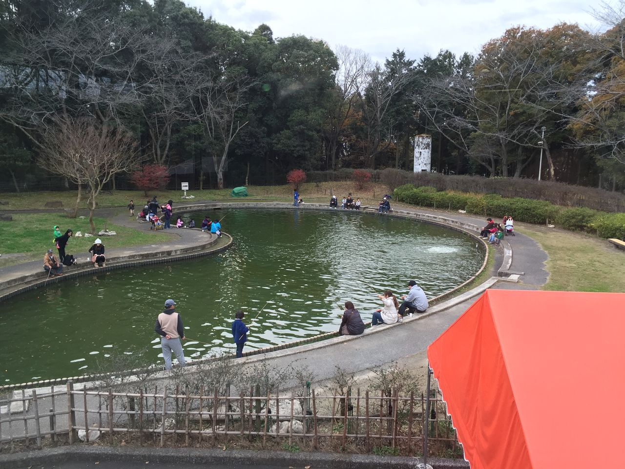 子供と遊べて釣りも楽しめる千葉こどもの国キッズダム よほうが雨でも晴れる気がする 子供と遊べて釣りも楽しめる千葉こどもの国キッズダム よほうが雨でも晴れる気がする
