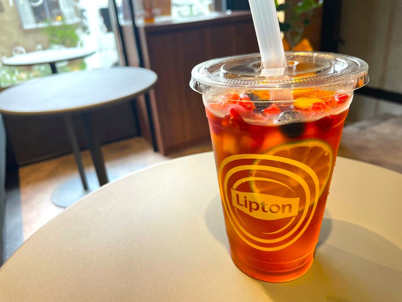 宝塚市 フルーツインティー】小林にリプトンのフルーツインティーを