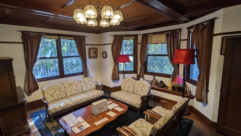 PXL_20221107_031040777