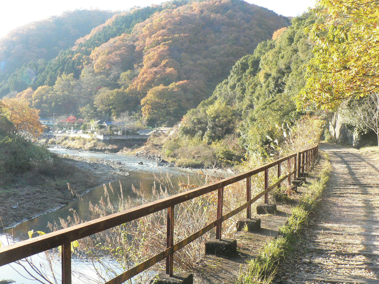 宝塚コミパ通信 【セピア色の写真が語る】旧JR福知山線 廃線敷ハイキング
