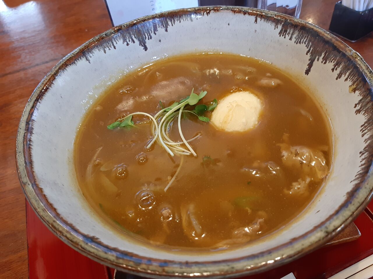 カレーうどんが人気の てん川 お昼を過ぎると順番待ち 宝塚コミパ通信