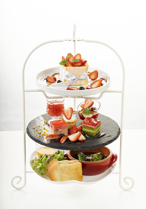 【宝塚市 スイーツ】春の贅沢を堪能！『上高地あずさ珈琲』の「信州いちごのアフタヌーンティー」3/4スタート予約受付中！