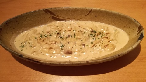 クリームパスタ