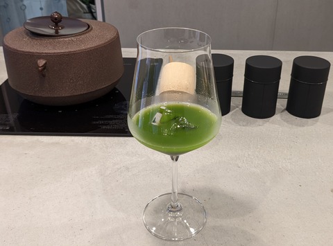 PXL_20221129_061932885