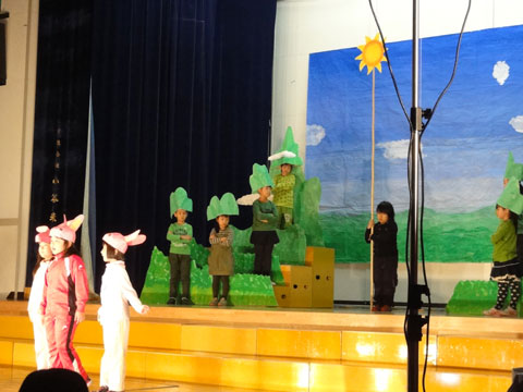 今どきの学芸会事情にびっくり 鷹栖小学校の学芸会がありました たかす地域情報