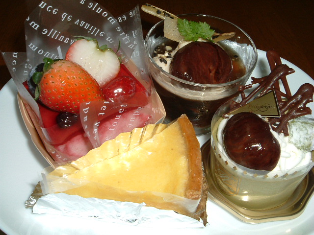 ���ۻҤ��ڡ�������