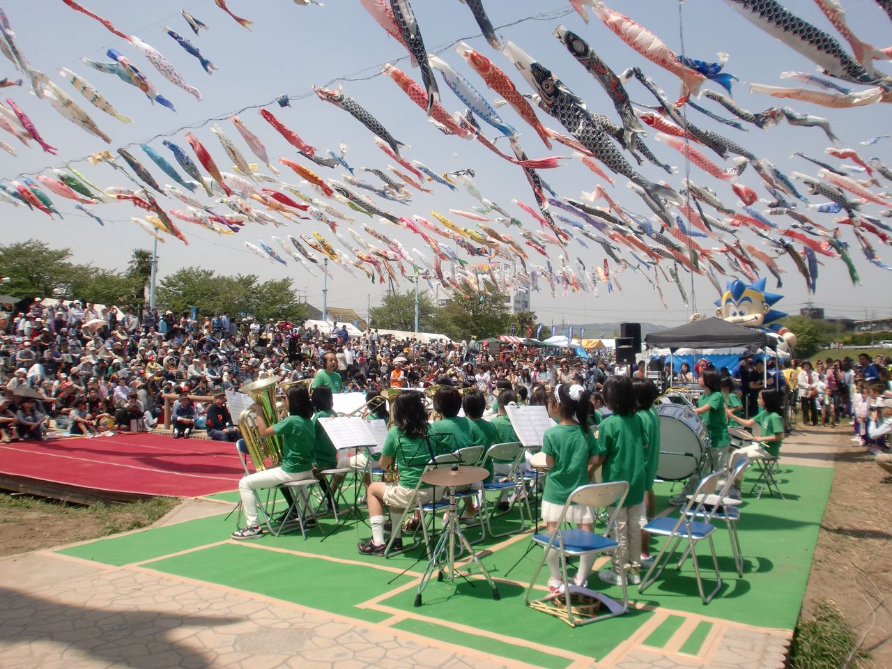 こいのぼりフェスタ１０００ 高槻市少年少女ジュニアバンド活動案内