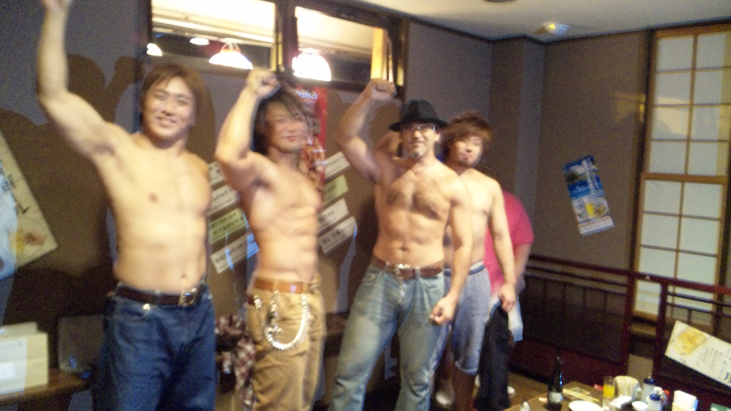 ヨッシーvsよっしぃー 三澤トレーナーのボディヒート日記