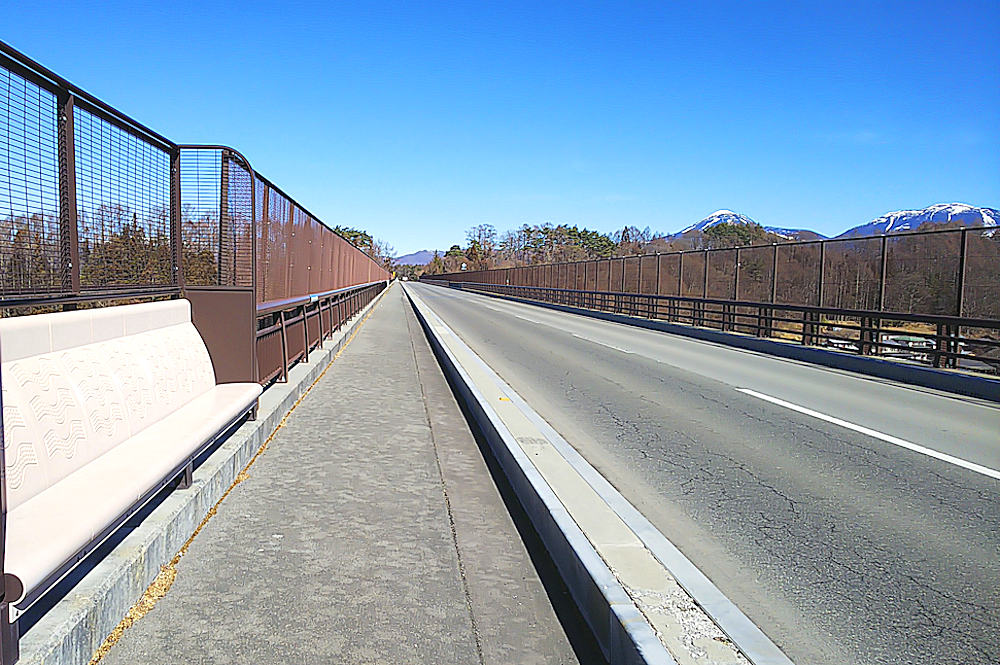 柳川に架かる大橋 多留姫 槻木 Shiraide 白井出 Garden 八ヶ岳山麓に暮らす