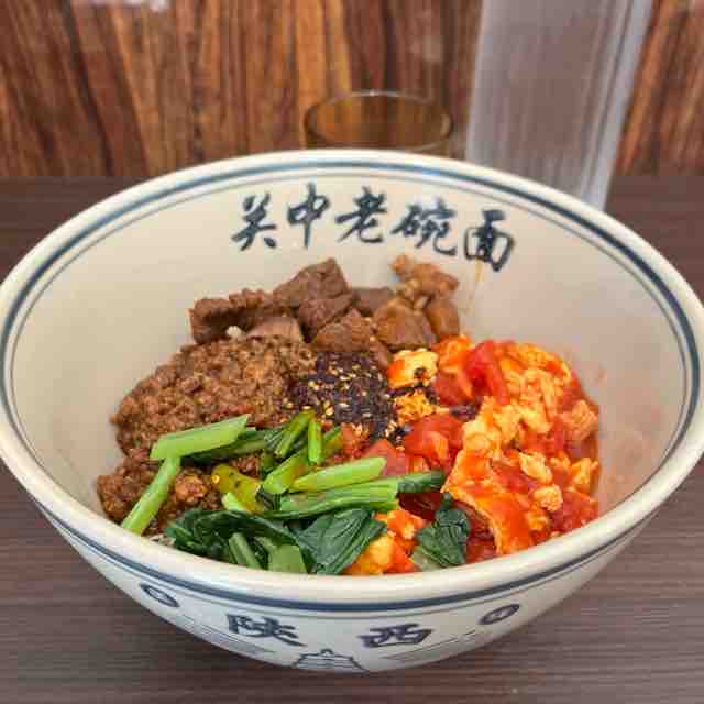 ビャンビャン麺専門店は日本語はNGだけどそれだけに本格的でかつて経験