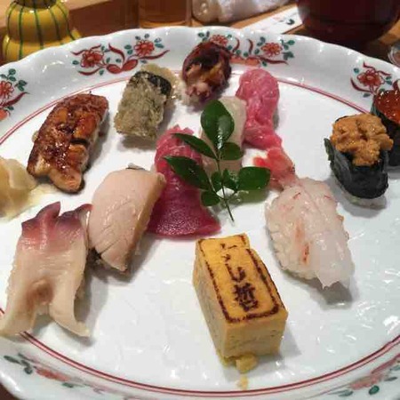 すし哲