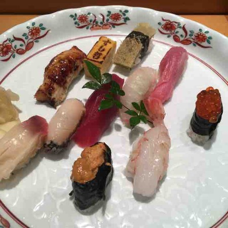 すし哲
