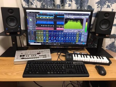 DTMerっぽいデスク