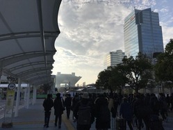 コミケ始まる風景