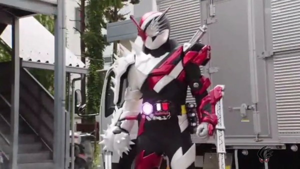 仮面ライダービルド 8話 感想 ファイヤーヘッジホッグ ゴリラロケット 登場 たけ坊日記 Fgoやってます 仮面ライダービルド 8話 感想 ファイヤーヘッジホッグ ゴリラロケット 登場 たけ坊日記 Fgoやってます