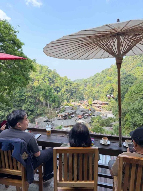 Mae Kampong Village