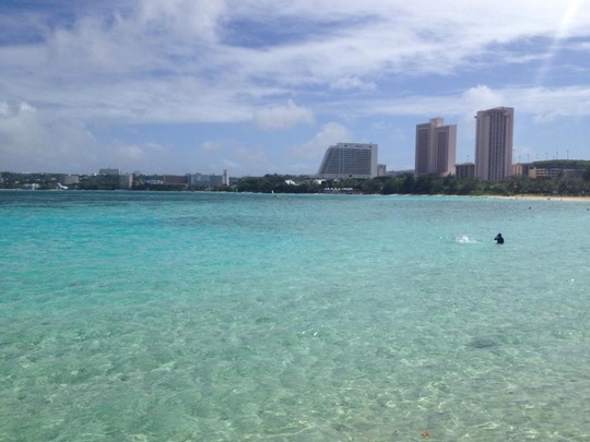 318614_553729291304127_105478856_n