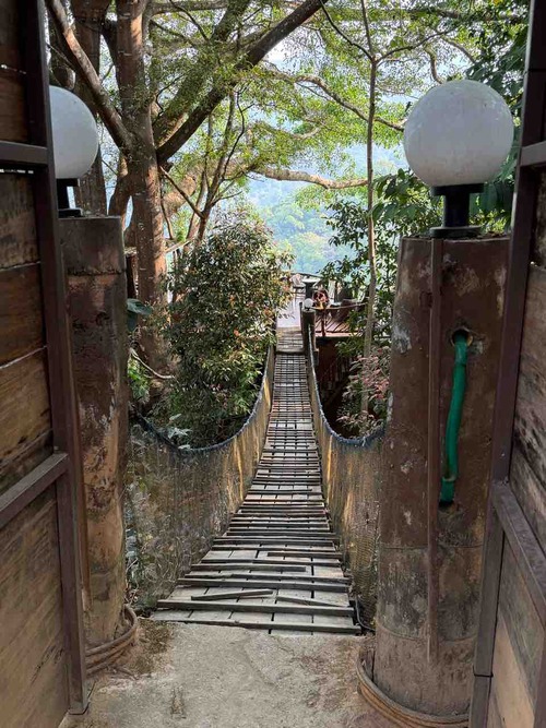 Mae Kampong Village